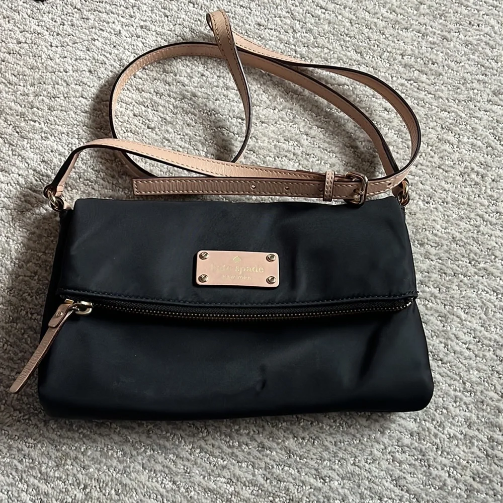 Kate Spade ♠️ - Picture 3 of 6